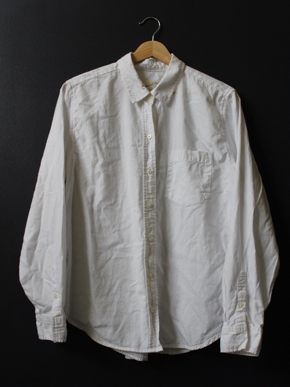 Universal Thread White Casual Button-Down Shirt